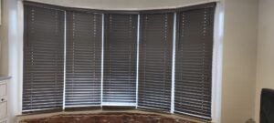window blinds fitting